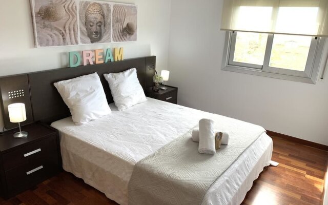T&H Romana Salou Family Apartment