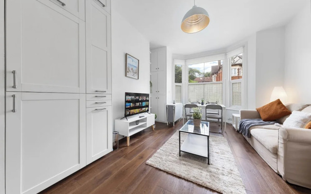 Cosy Muswell Hill Apartment With 2 Bedrooms