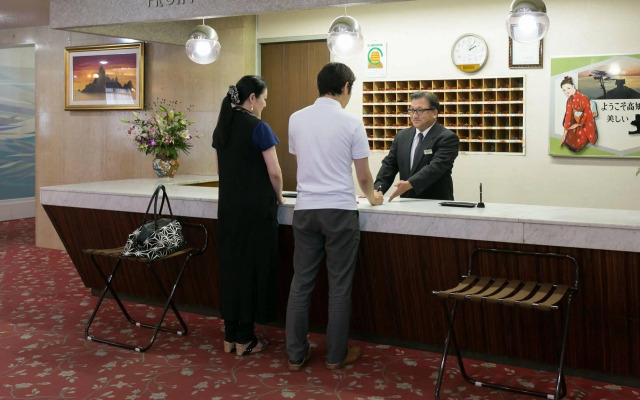 Riverside Hotel Shoei