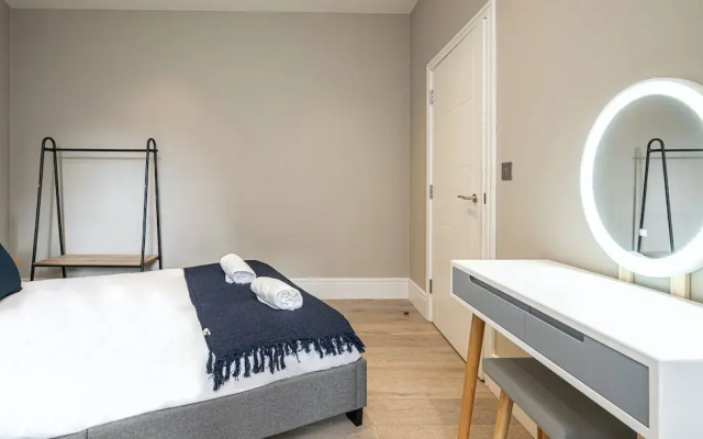 Superb Apartments opp Edgware Rd Station