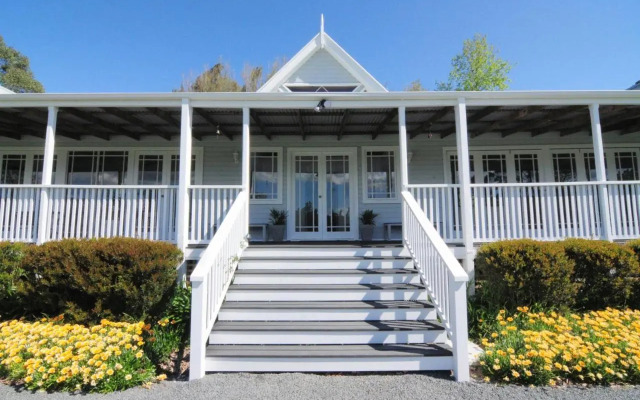 Rivermist - Luxury 6 bedrooms & 6 bathrooms!