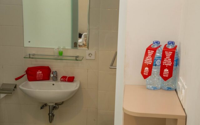 Kemuning Kuta Hotel by Zen Rooms