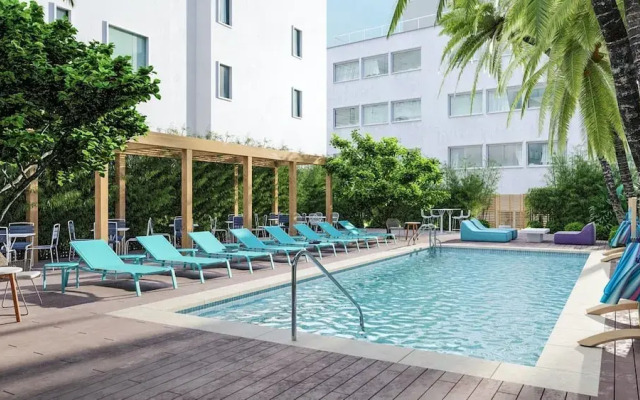 Global Luxury Suites at The Variety