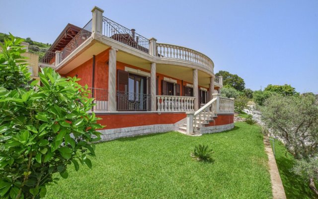 Stunning Home in Gioiosa Marea With 5 Bedrooms, Wifi and Swimming Pool