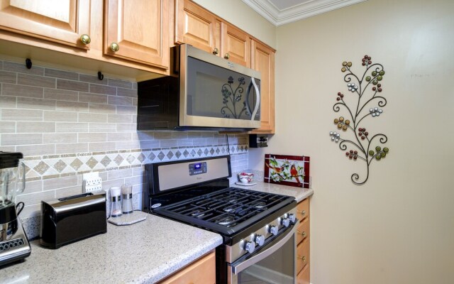 Sevierville Vacation Rental: 6 Mi to Dollywood!