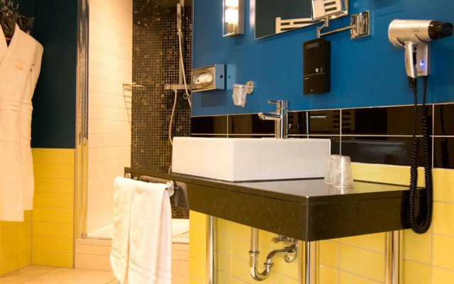 Best Western Plus Grand Hotel Victor Hugo