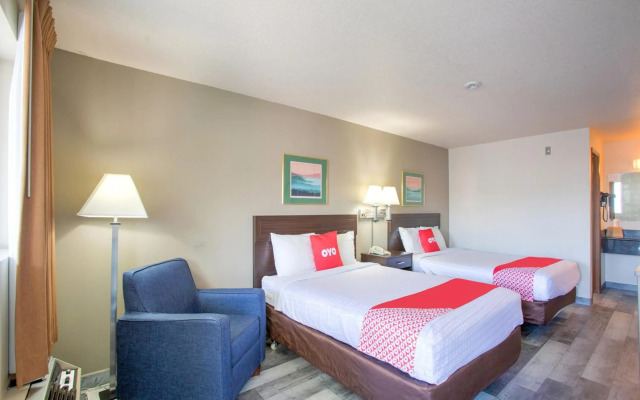 OYO Woodland Hotel and Suites