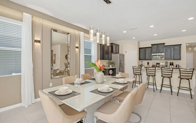 6047 Broad Oak Drive