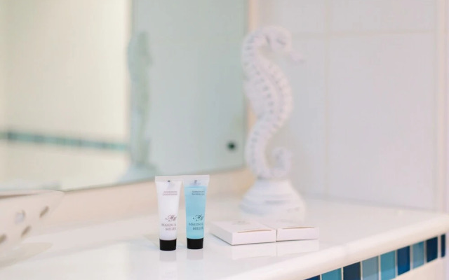 Ocean Breeze Apartment