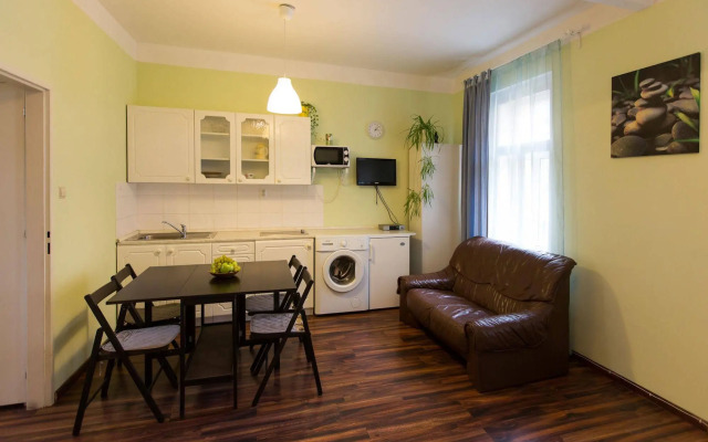 Apartment for Friends