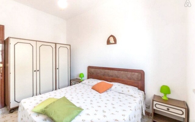 Apartment via valverde 1