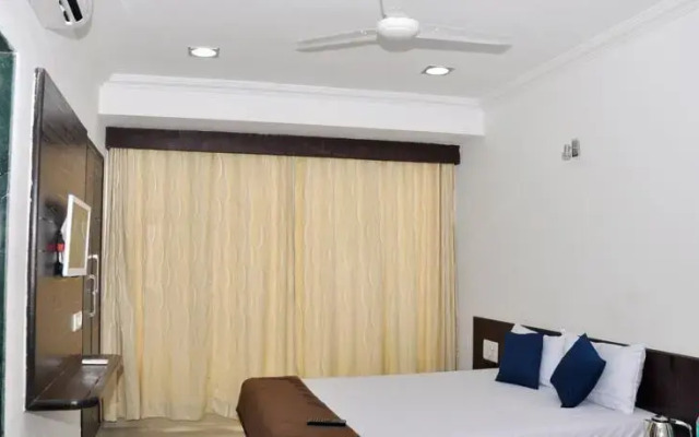Hotel Keshav