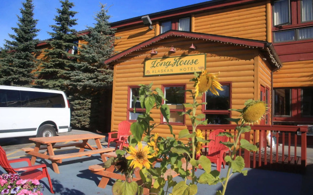 Long House Alaskan Hotel