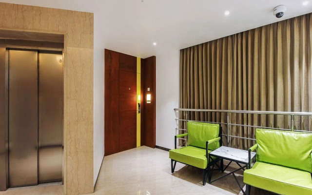 Sesha Grand By OYO Rooms