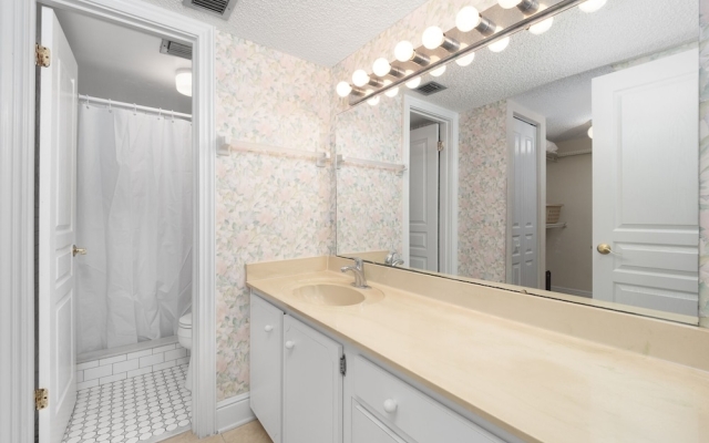 9902capquarter218cqnco - Captains Quarters 218