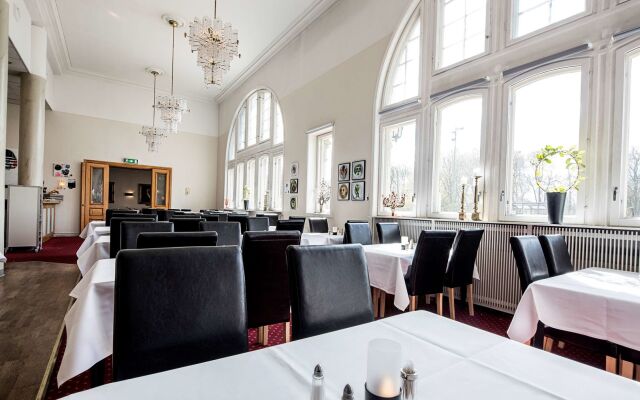 Home Hotel Christian IV
