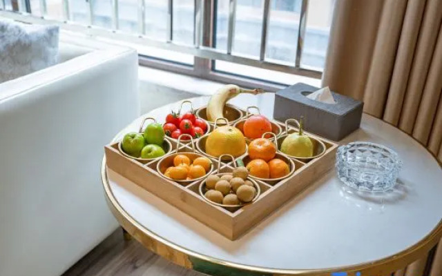 Emeishan Baiyin Hot Spring Smart Hotel