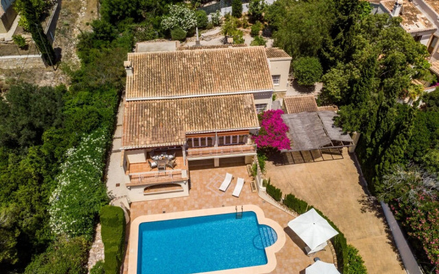 Stylish 5-bed Villa Almarina in Javea