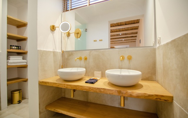 Dionysos Sea Side Resort