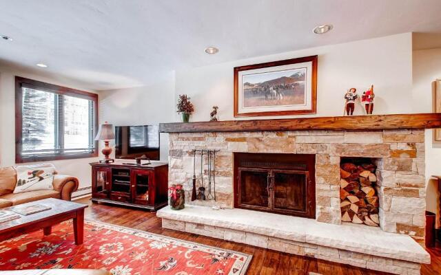 Kiva Lodge by East West Hospitality