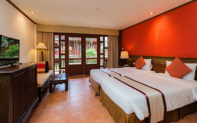 Ma Doo Bua Phuket (มาดูบัวภูเก็ต)