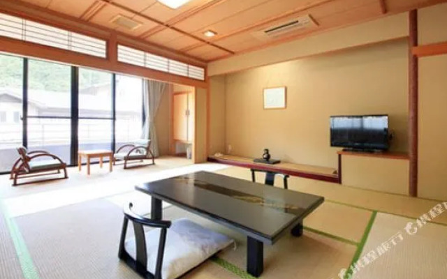 Yumoto Hotel Achikawa