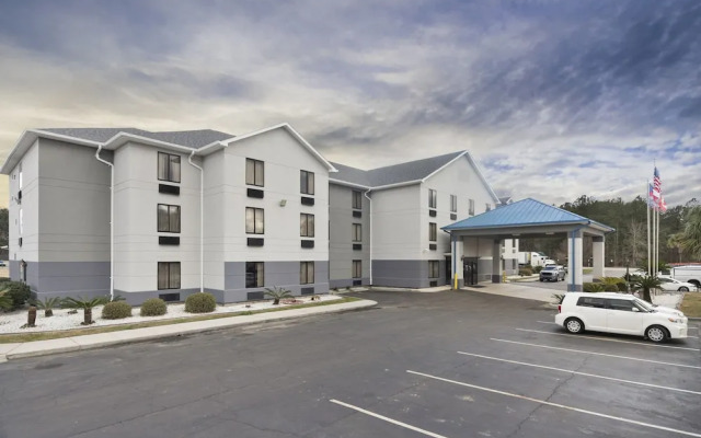 Travelodge Suites Savannah Pooler