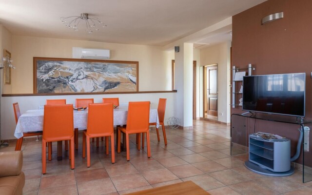 Awesome Home in Vrsar With Wifi and 4 Bedrooms