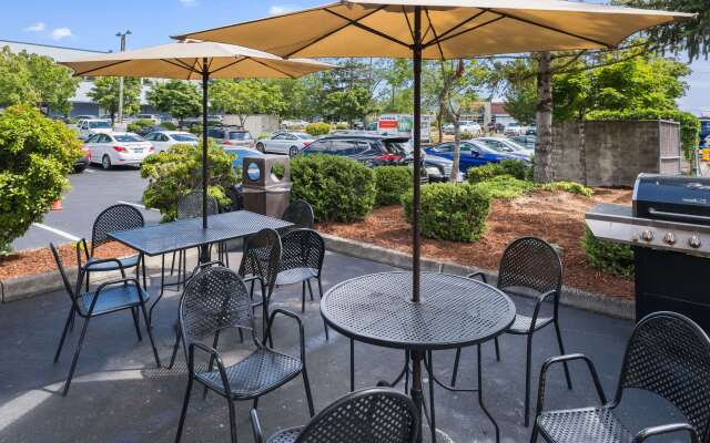 Quality Inn & Suites Silverdale Bangor - Keyport