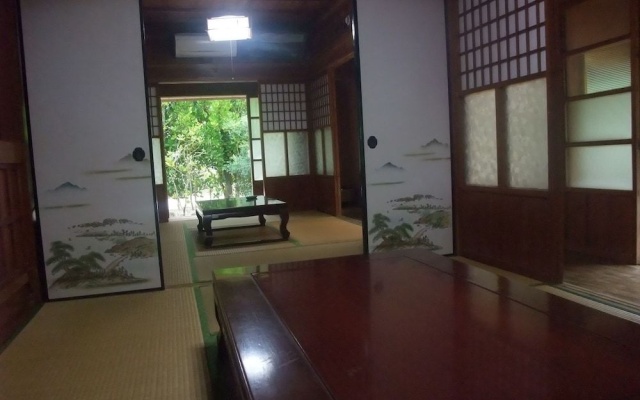Old Private House KANEYA – Guest Rooms – Motobu