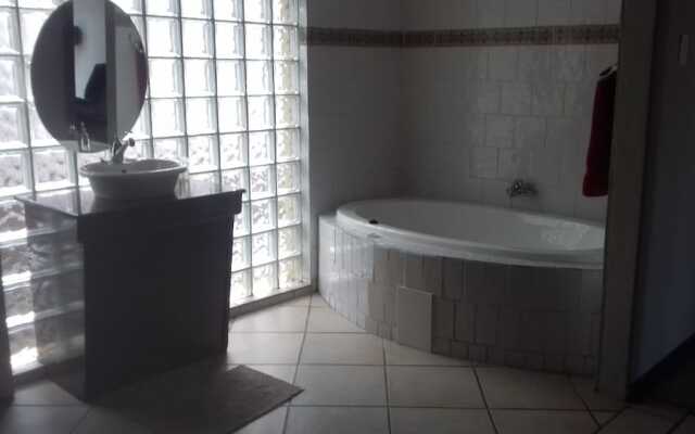 Beverley Hills Lodge