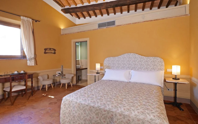 Delcorto Suites