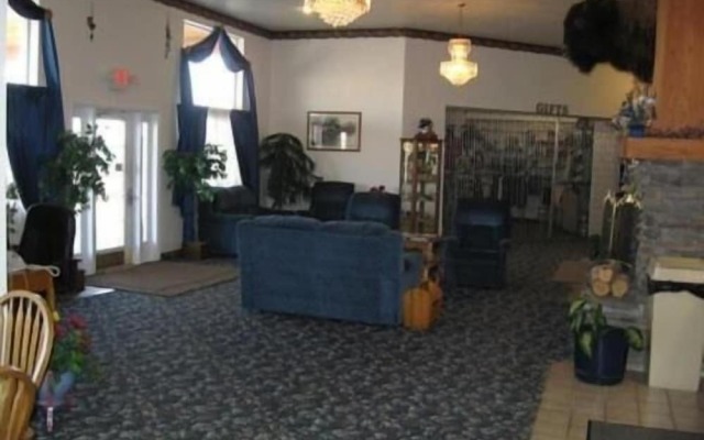 Glacier Gateway Plaza