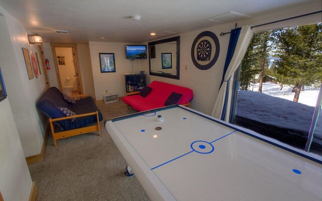 Pinehill Ponderosa by Lake Tahoe Accommodations