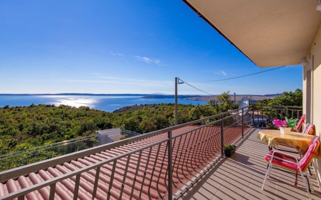 Beautiful Home in Jablanac With Wifi and 5 Bedrooms