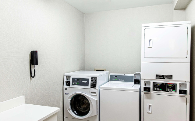 Hampton Inn & Suites Charleston/West Ashley