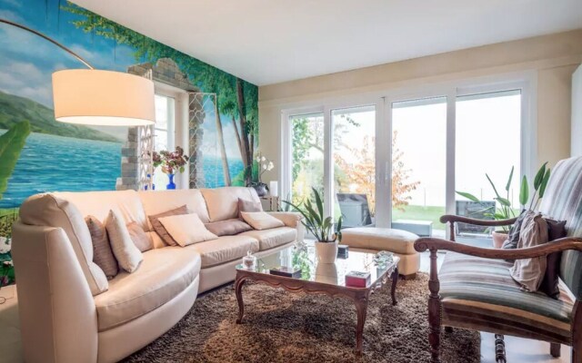 EPFL 3BD The Lake Villa in St Sulpice