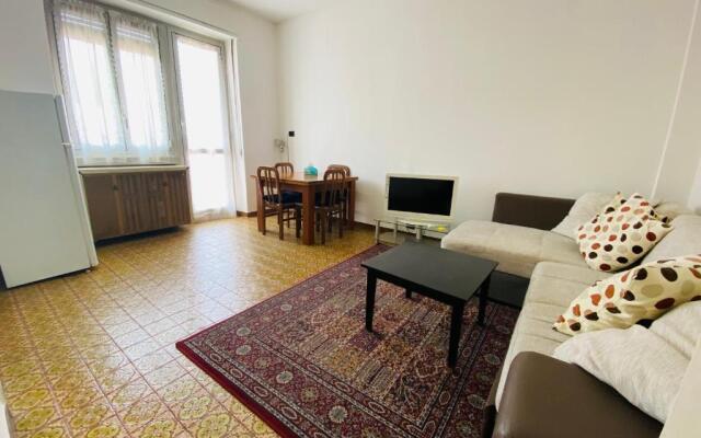 Cozy 2-bedrooms Apartment Fully-equipped Kitchen