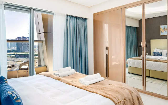 Glamorous 2BR in Damac Paramount Tower