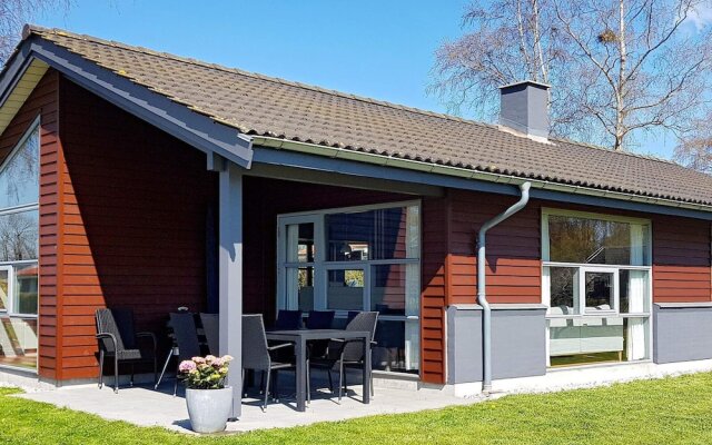8 Person Holiday Home in Stubbekobing