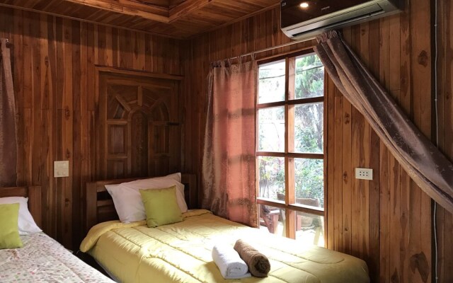 Bann Mai Sai Mhog Khao Kho