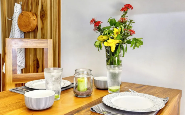 Roatan Infinity Pool & Ocean View