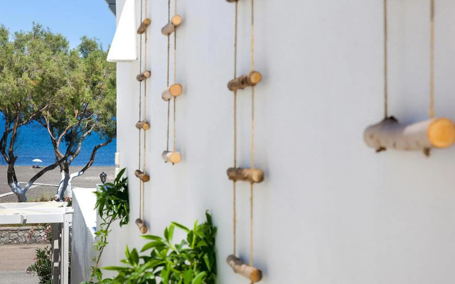 Memories Beach Hotel