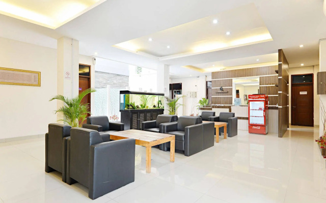 ZEN Rooms Riau Natuna