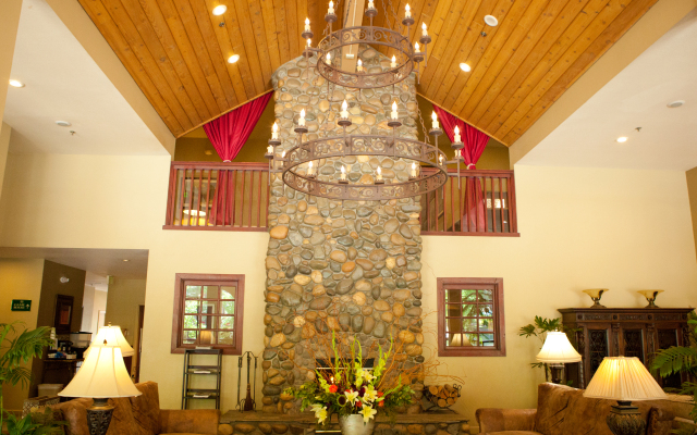 Forest Suites Resort at Heavenly Village