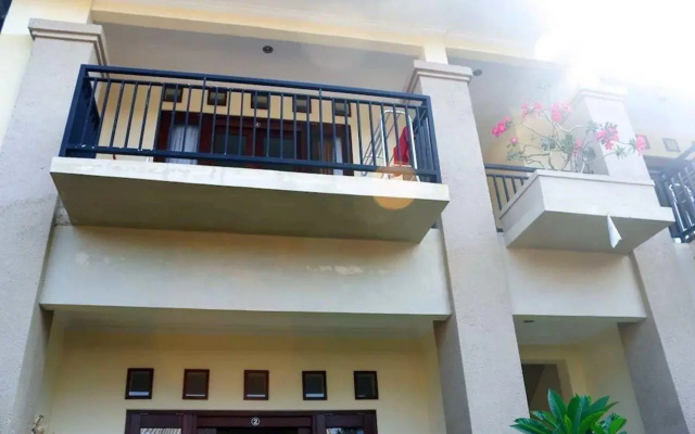Shana Homestay by EPS