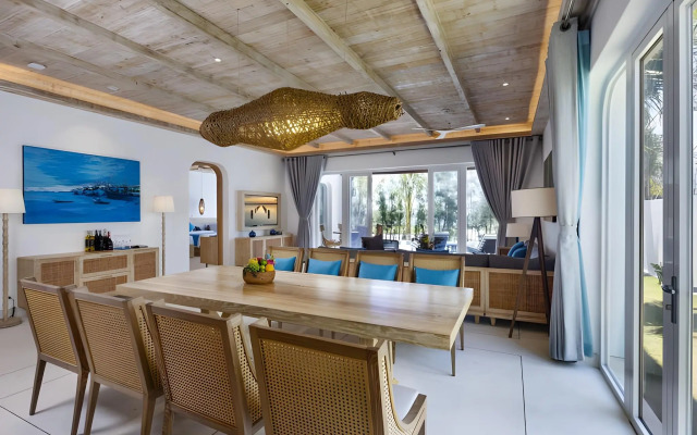 Stelia Beach Resort