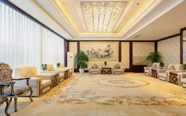 Longxi International Hotel