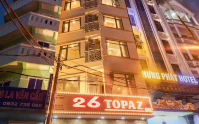 26 Topaz Hotel