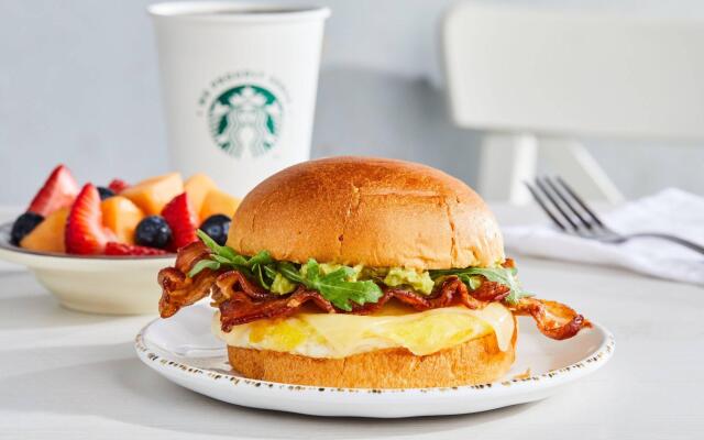 Courtyard by Marriott Hamilton